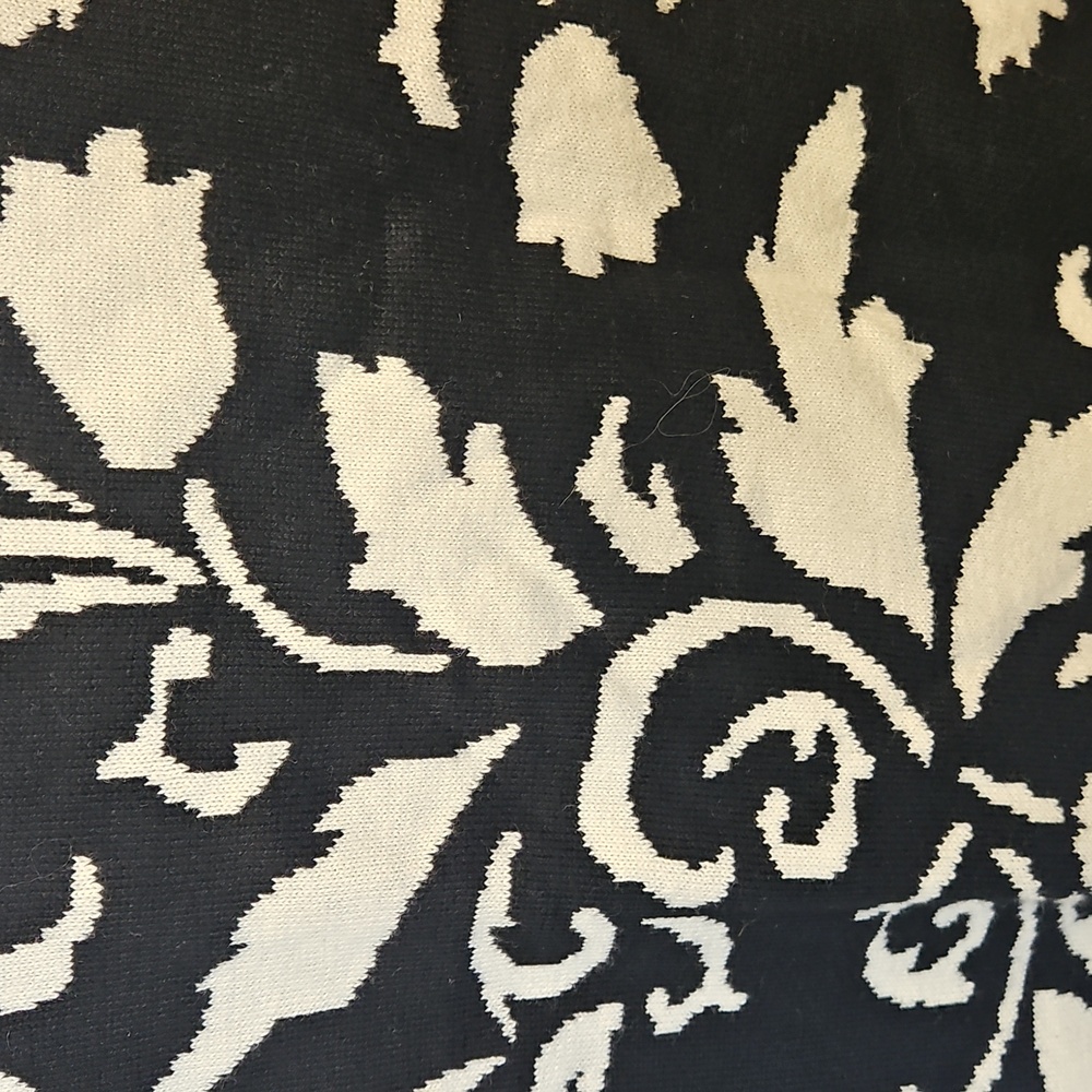 NWT Charter Club Black White Scroll Pattern Cotton Blend Womens Sweater Sz PM - Picture 4 of 7